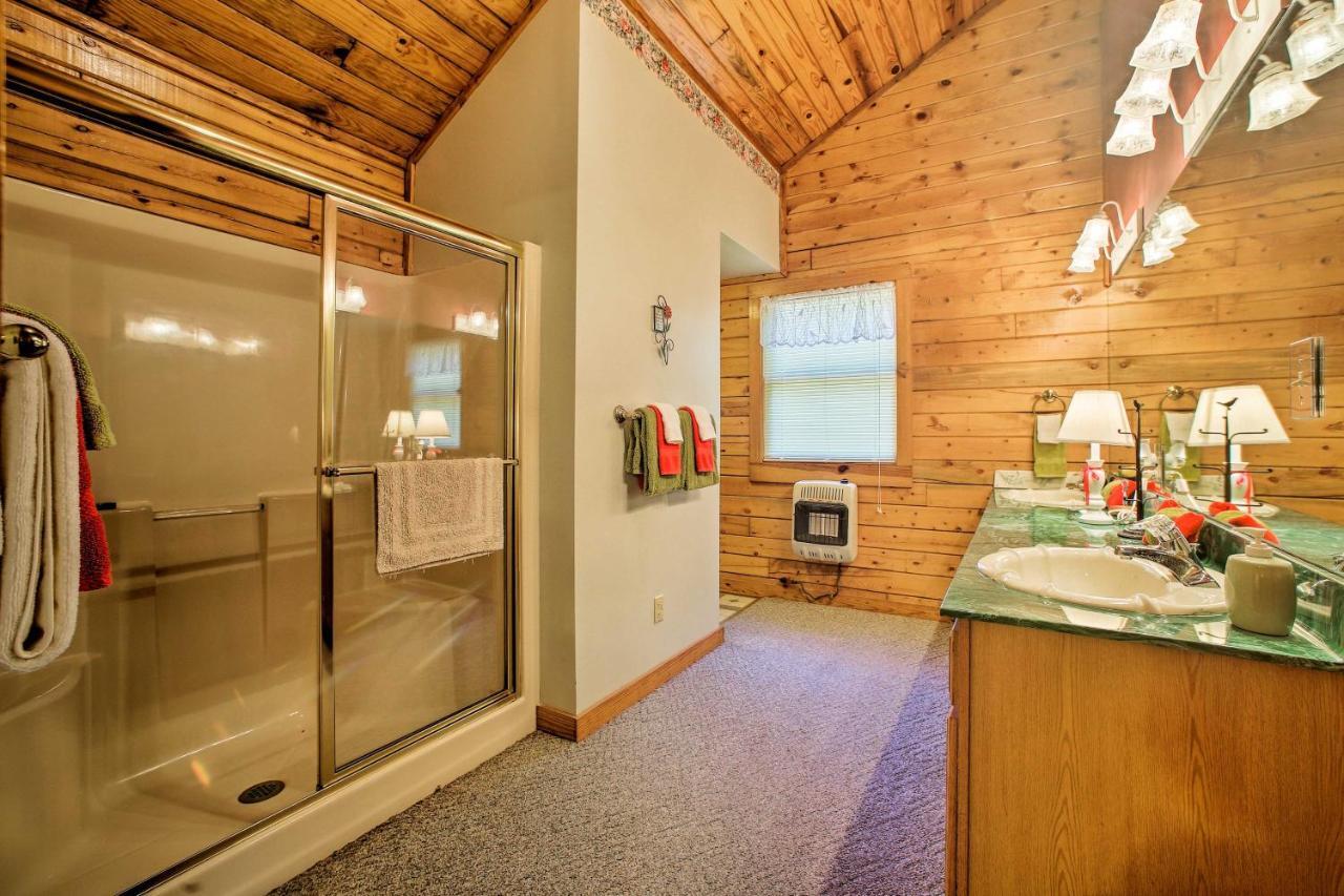 Eureka Springs Studio With Deck, Views And Bbq! Екстер'єр фото