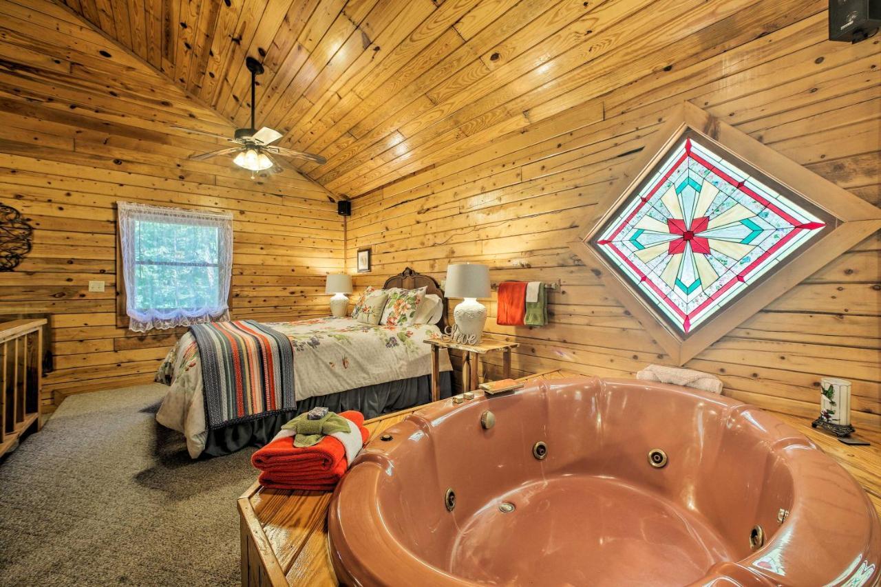 Eureka Springs Studio With Deck, Views And Bbq! Екстер'єр фото